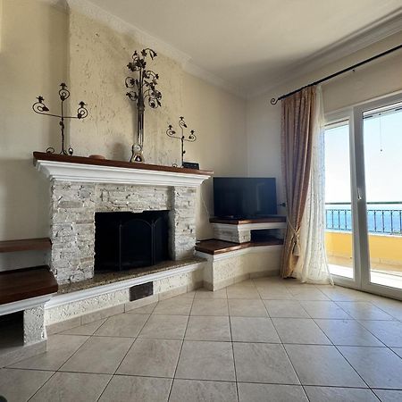 Апартаменты Mariza'S View House Lakones Экстерьер фото